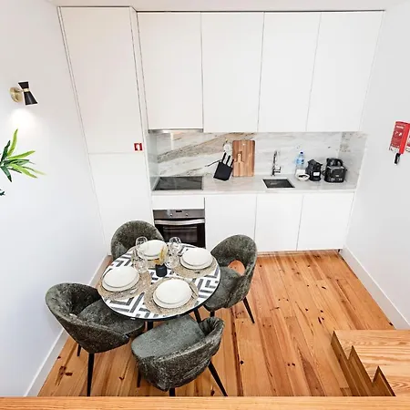 D. Joao IV Apartments By Lovelystay Porto Exterior photo