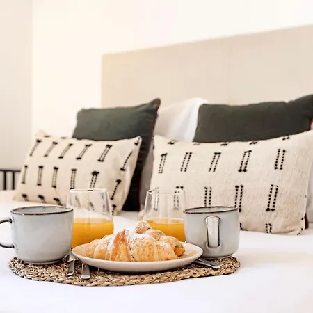 D. Joao IV Apartments By Lovelystay Porto Exterior photo